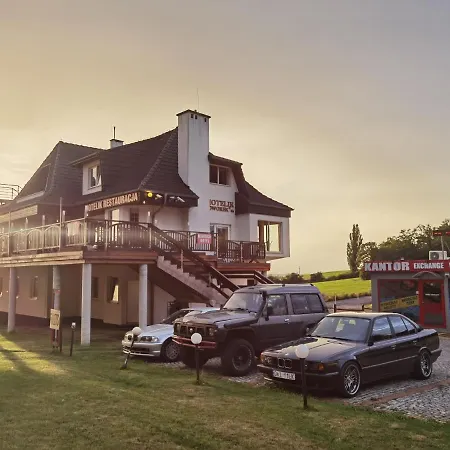 Dworek 4km Od Legnicy Hotel apartamentowy *