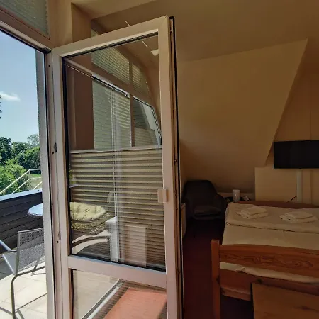 Dworek 4km Od Legnicy 3* Legnickie Pole