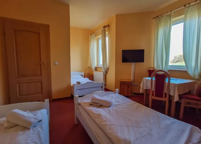 アパートホテル Dworek 4km Od Legnicy