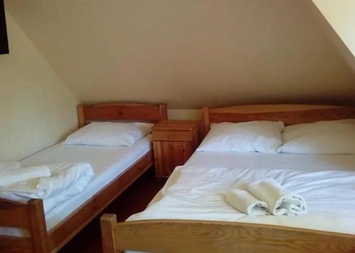 アパートホテル Dworek 4km Od Legnicy